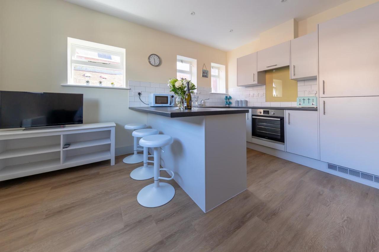 Hereford City Centre - Apartment 4, Isabella House - Modern Apartment In The Heart Of The City - Sleeps 4 Guests - Hosted By Rentmyhouse Dış mekan fotoğraf
